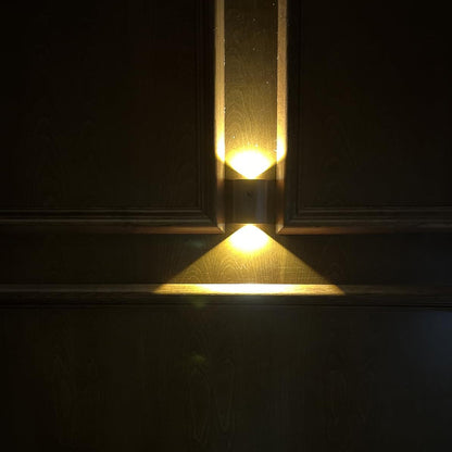 LumeAmbient™ Wireless Wall Scone